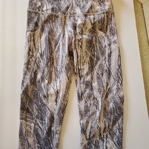 P'tula sz medium leggings with pockets